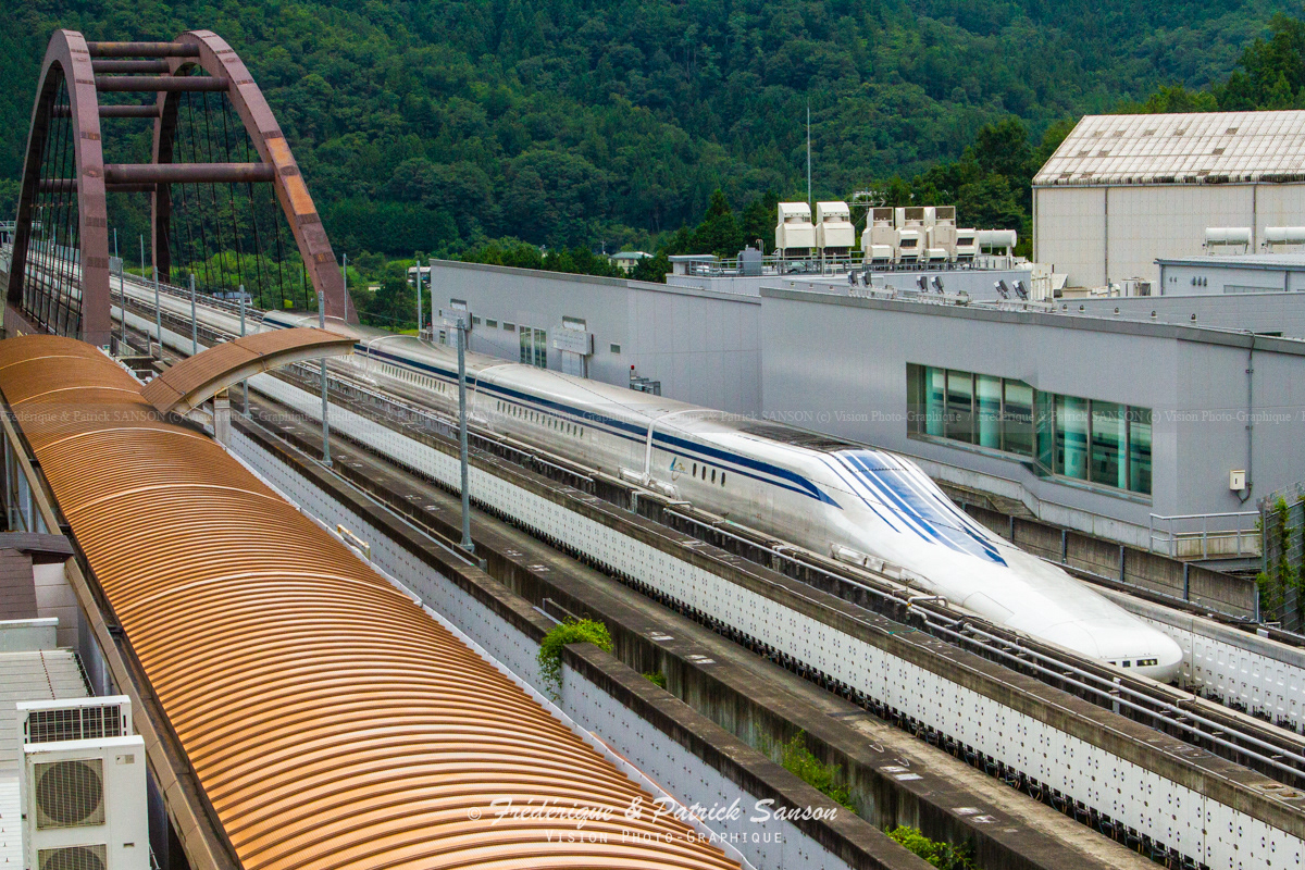 Maglev, Shinkansen L0