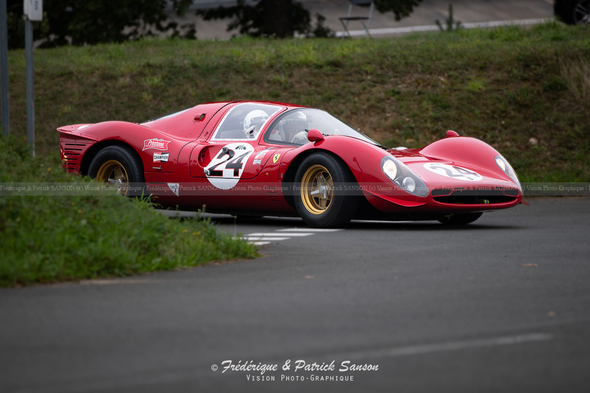 Ferrari 330 P4 Replica