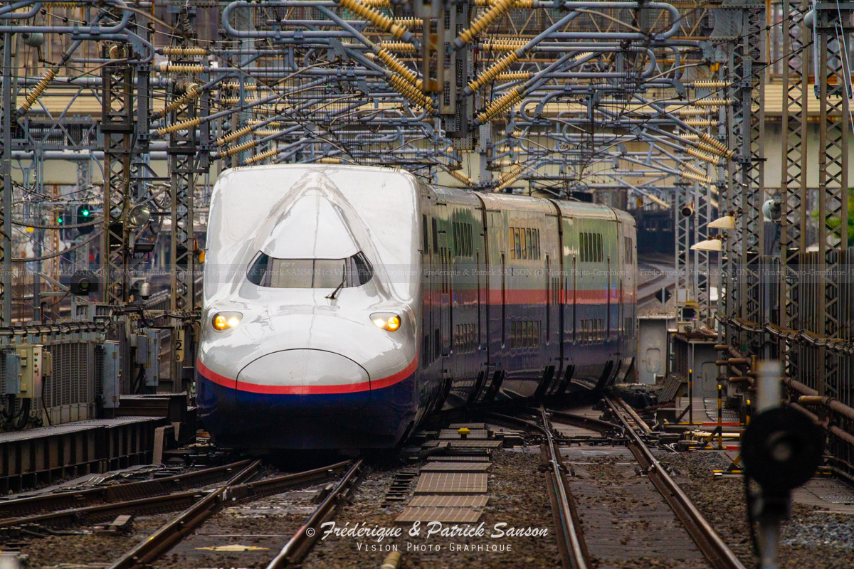 Shinkansen E7