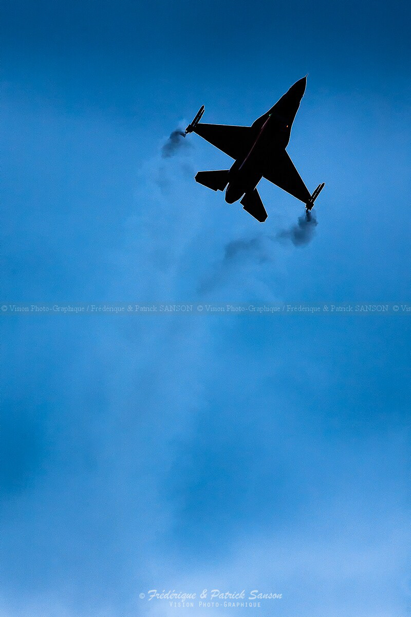 F-18, Sanicole