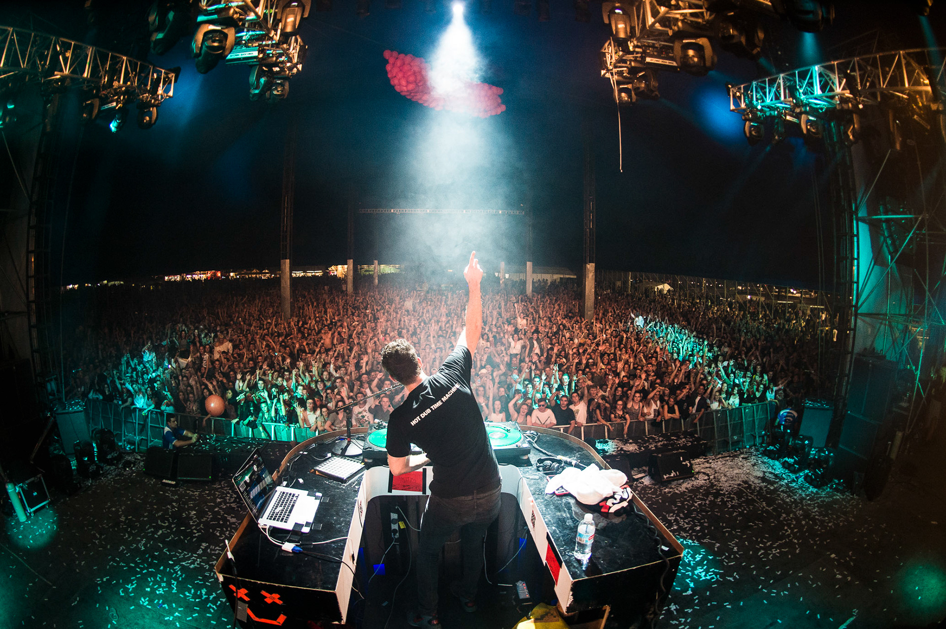 Hot Dub Time Machine