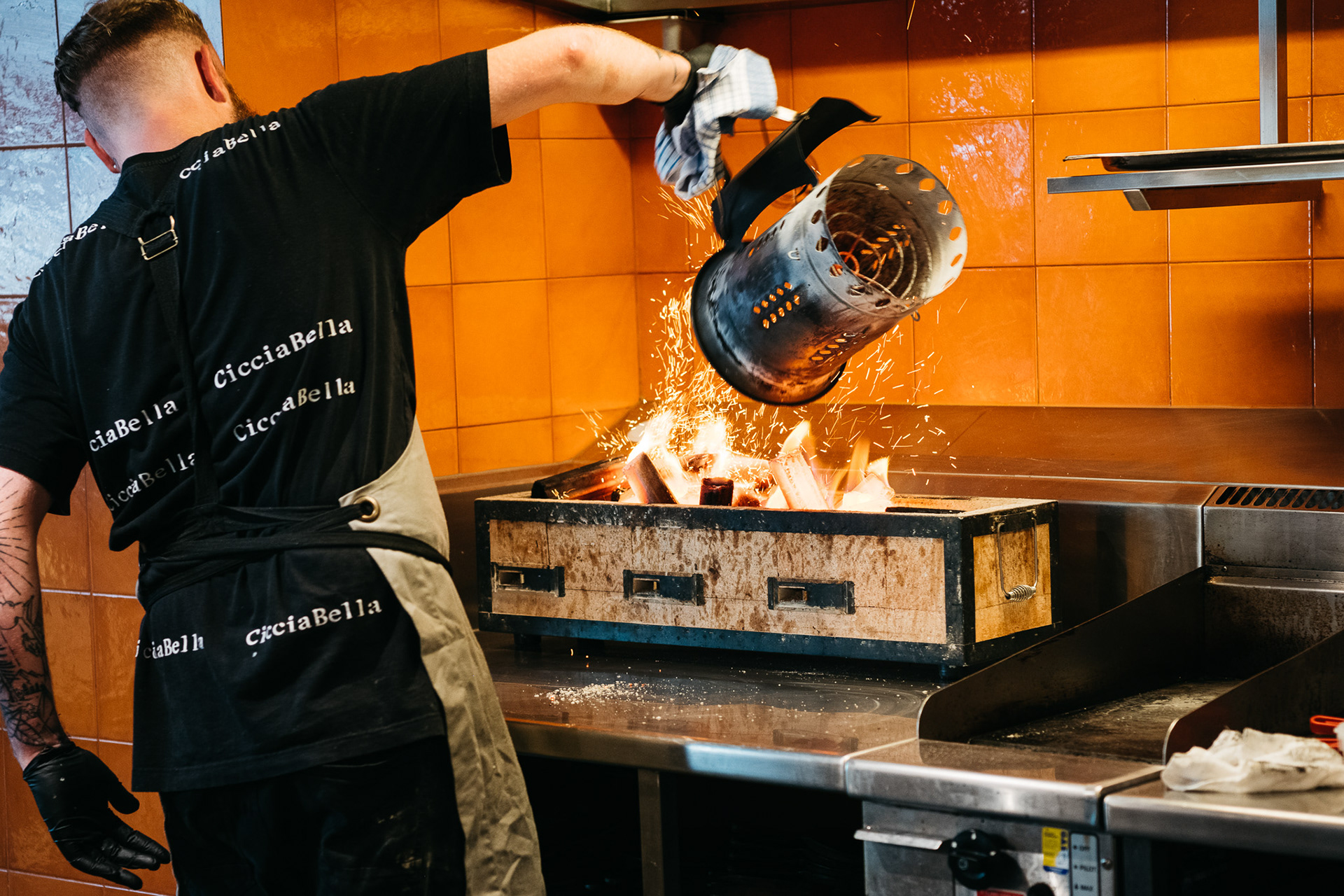 Ciccia Bella, Bondi.