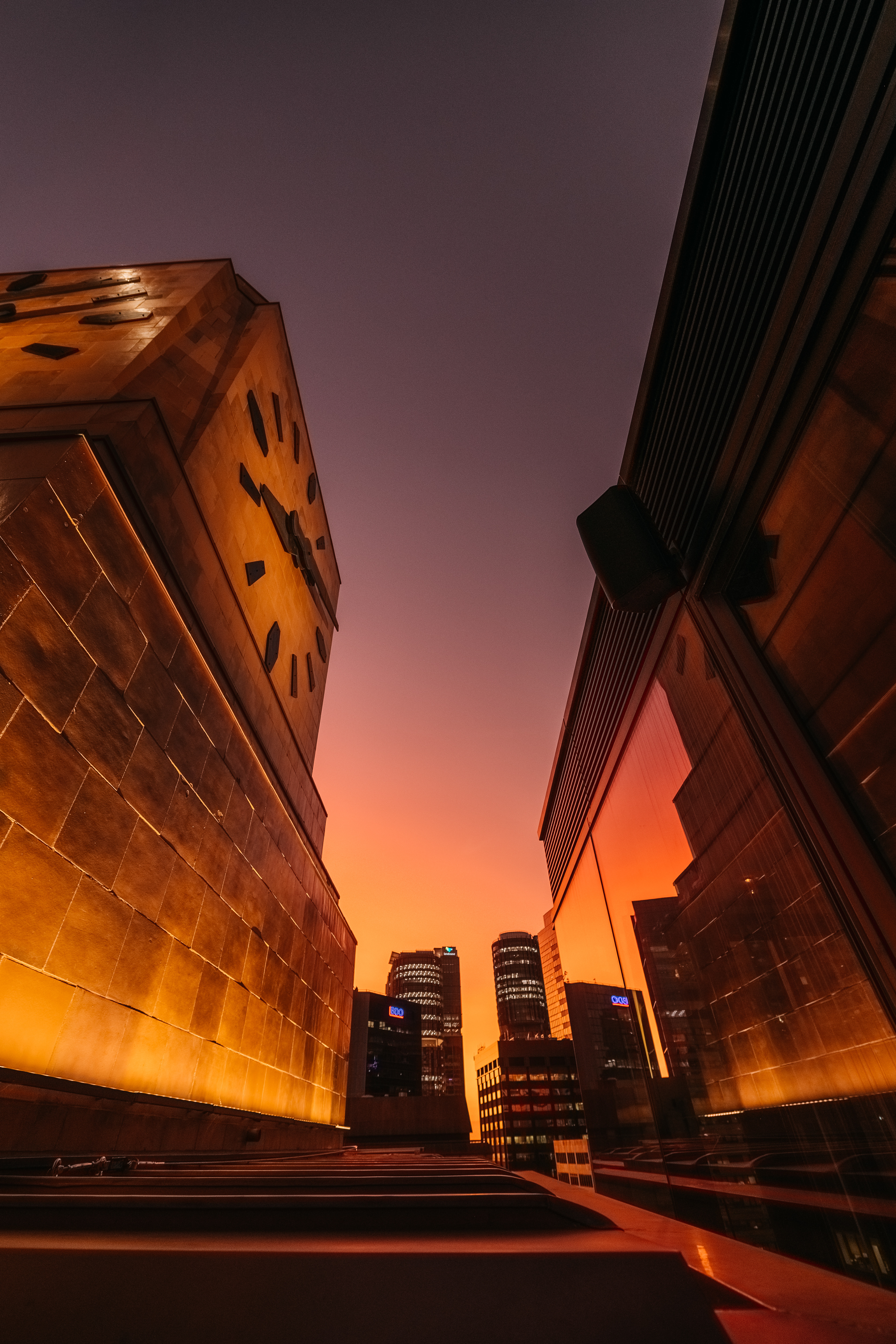 Shell House - Sky Bar