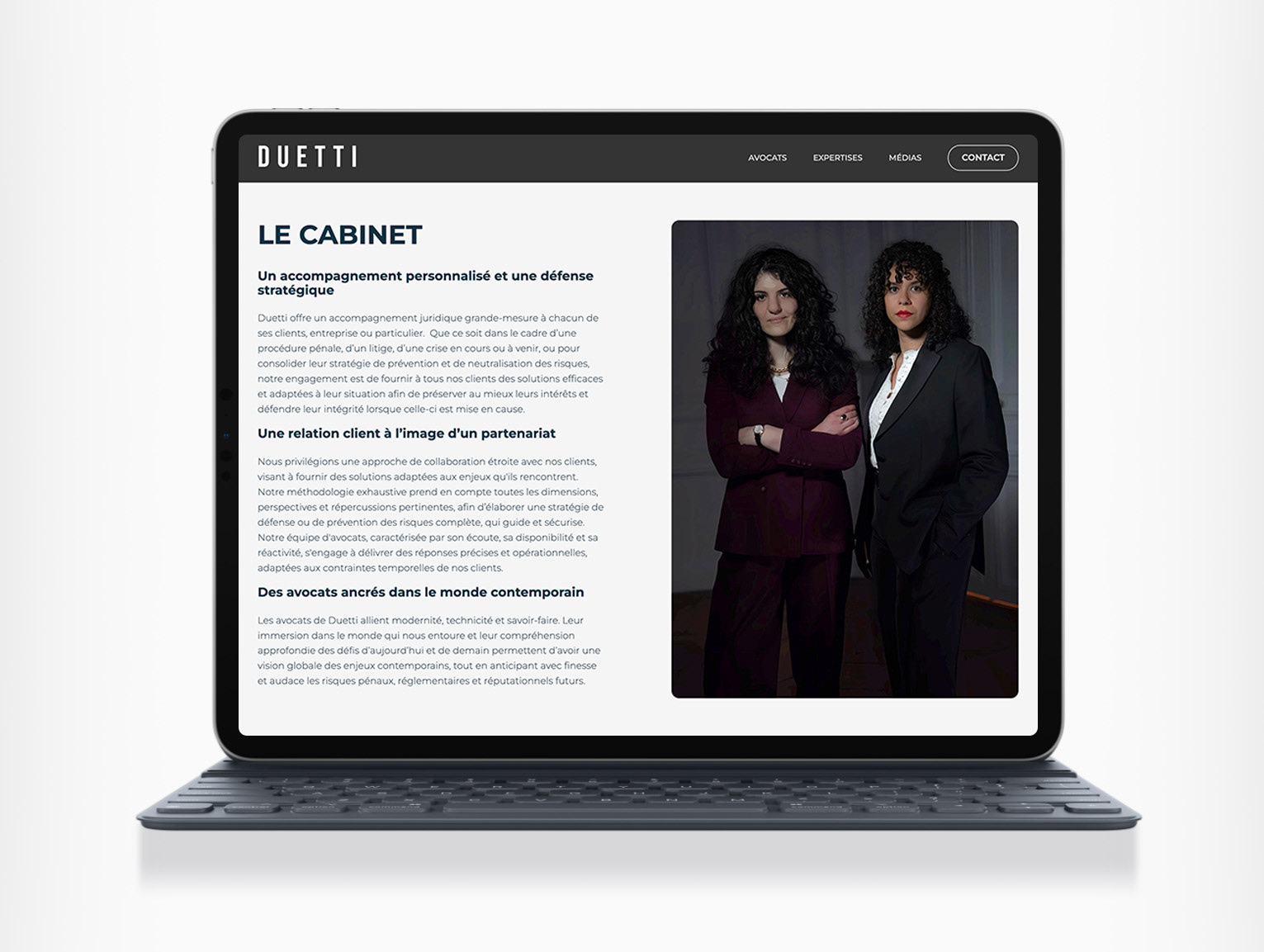 Design du site web : Alizée Vallat - La Robe Digitale