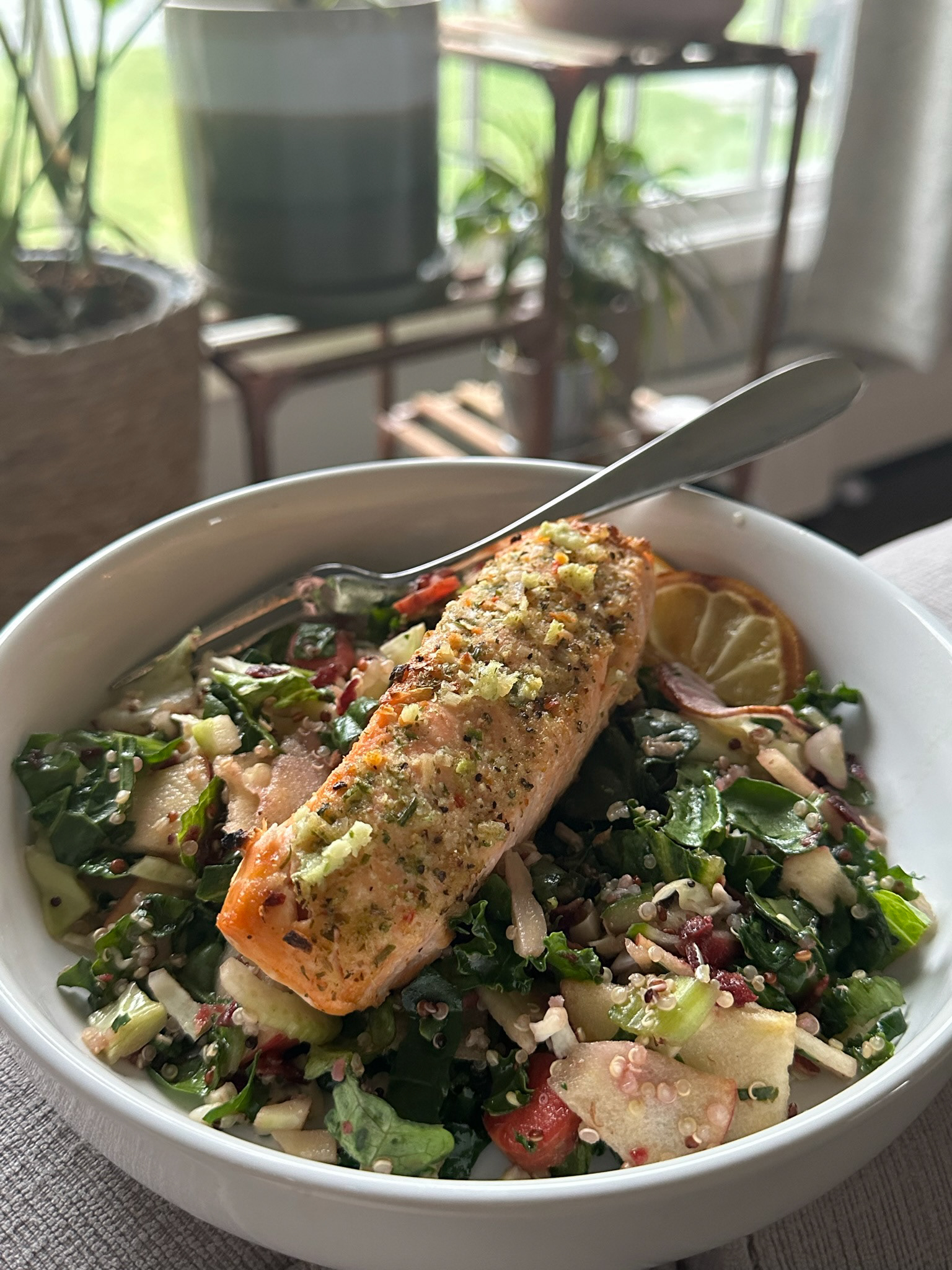 GARLIC & HERB CRUSTED SALMON OVER SALAD