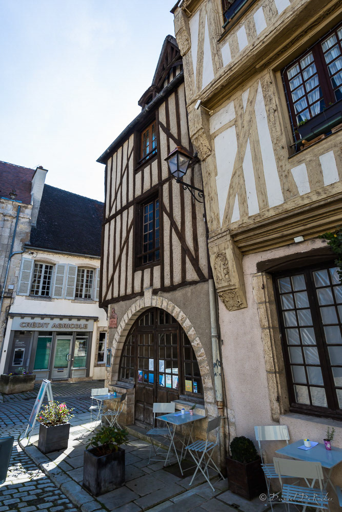 Noyers