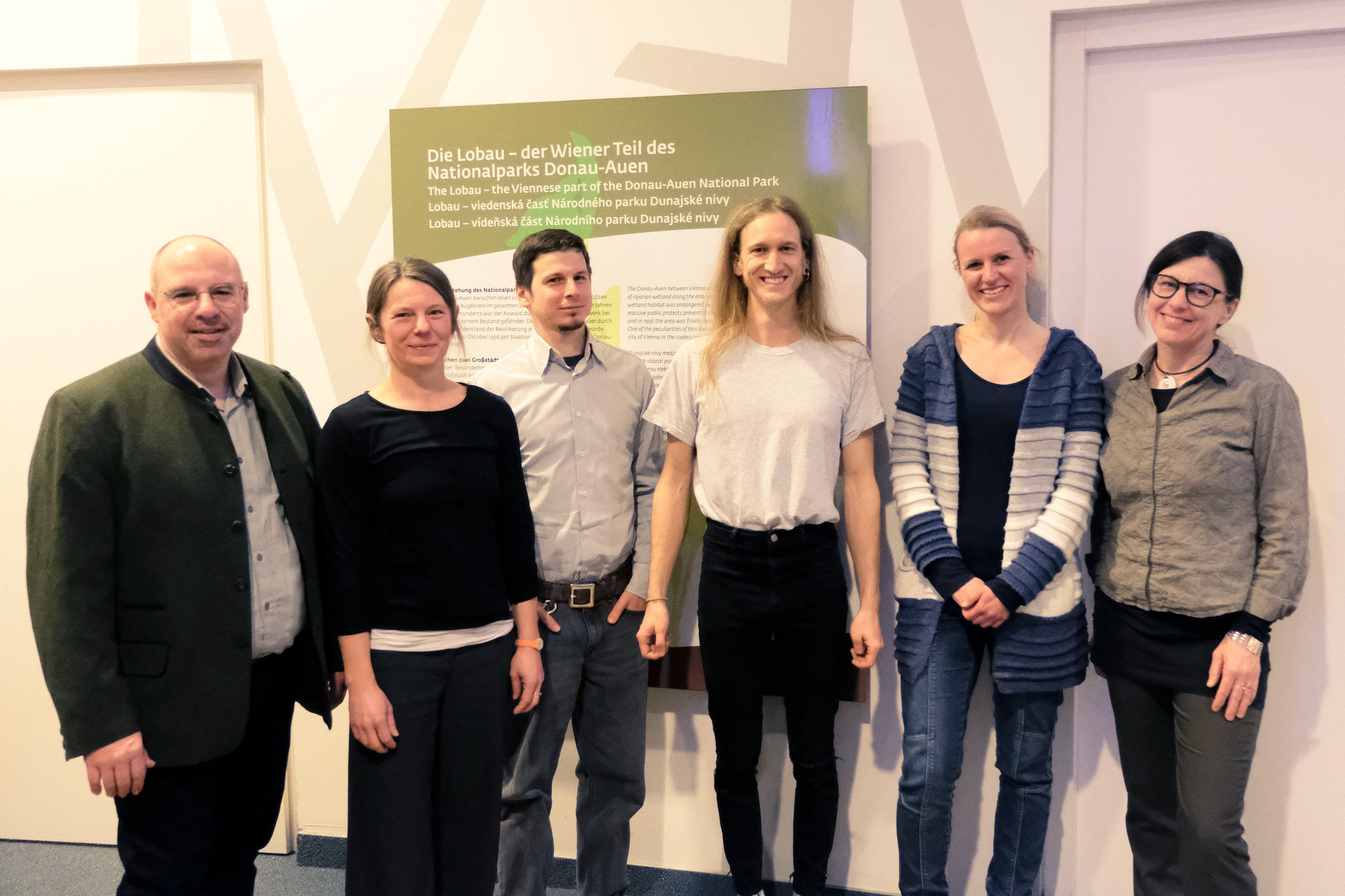 This picture shows the organization team of the event and interviewees of the documentation (from left to right: Ing. Johann Berthold - management of the national parkhaus wien-lobAU, Mag. Dr. Elisabeth Simböck - FH Technikum Wien, David Ramler, PHD MSC - researchers and Conservationist, Liam, DI Dr. Kerstin Böck - WWF Austria, Dipl.-Ing.in Susanne Leputsch - National Park Coordination, Forestry and Agricultural Enterprise of the City of Vienna