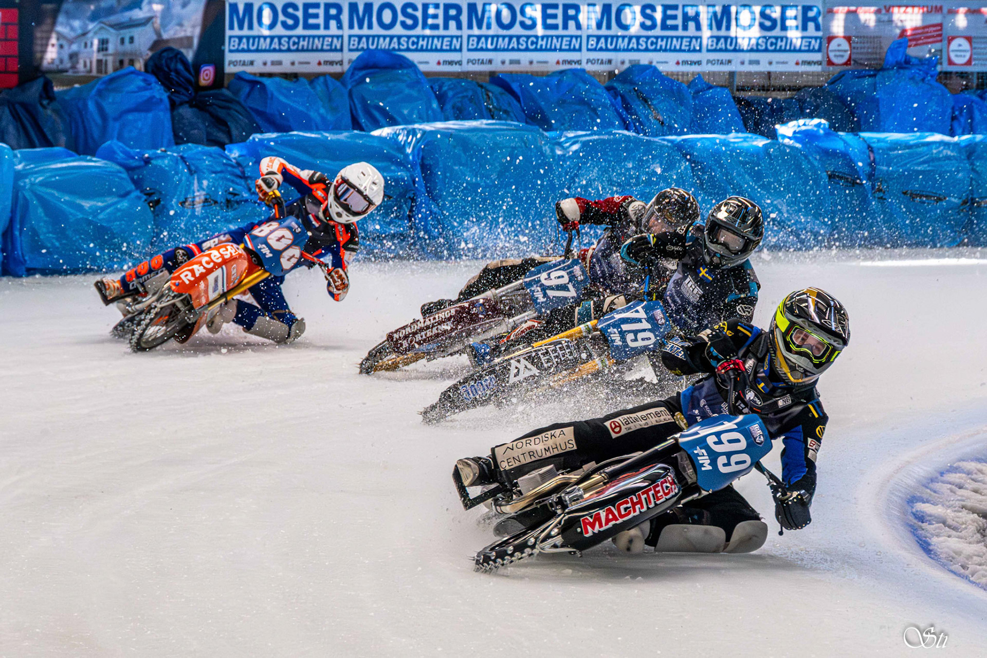 Eisspeedway-Rodeo von Jasper Iwema