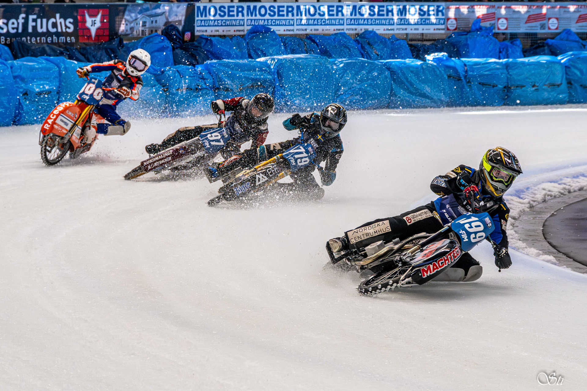 Eisspeedway-Rodeo von Jasper Iwema