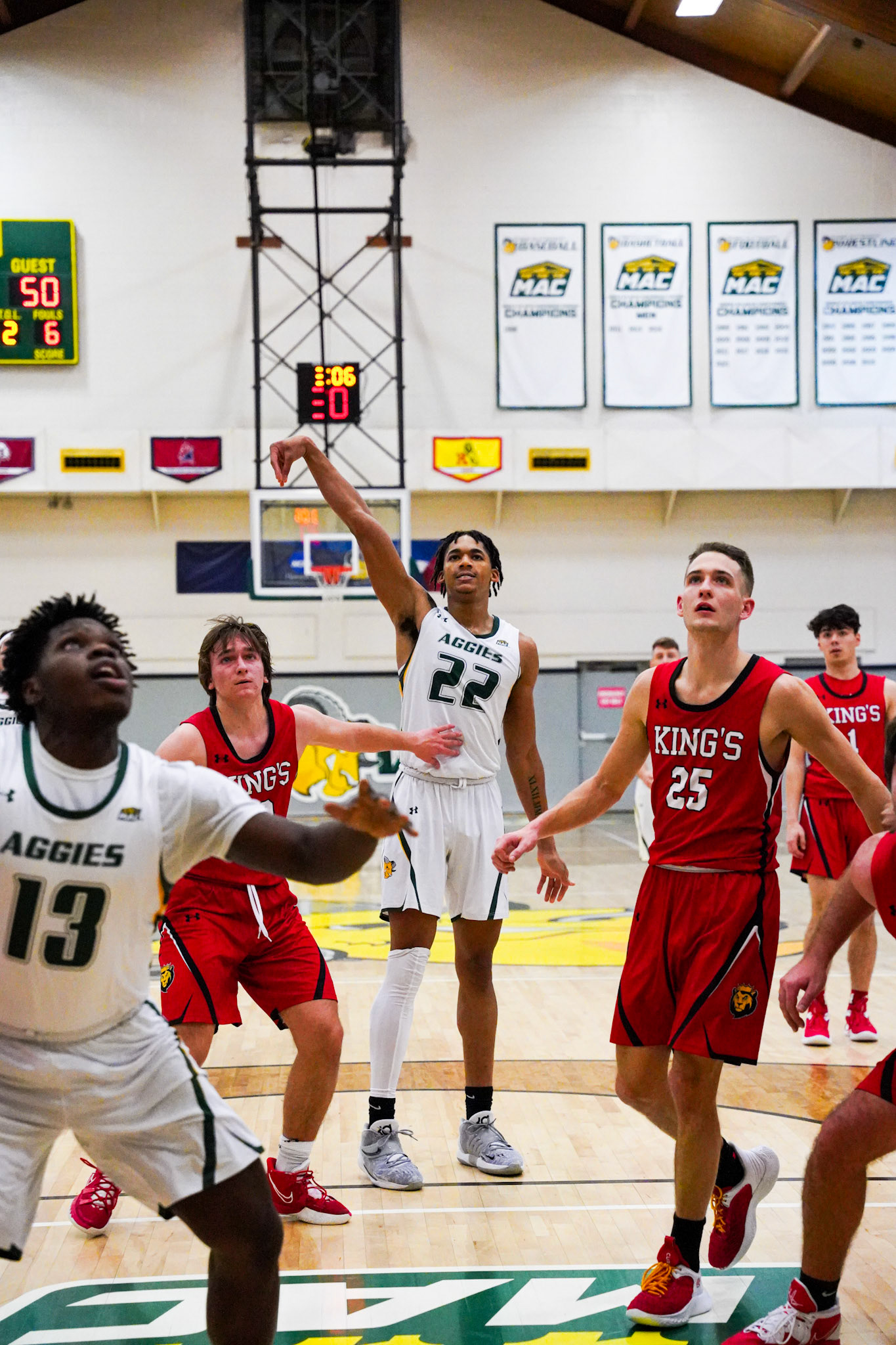 Del Val - Basketball