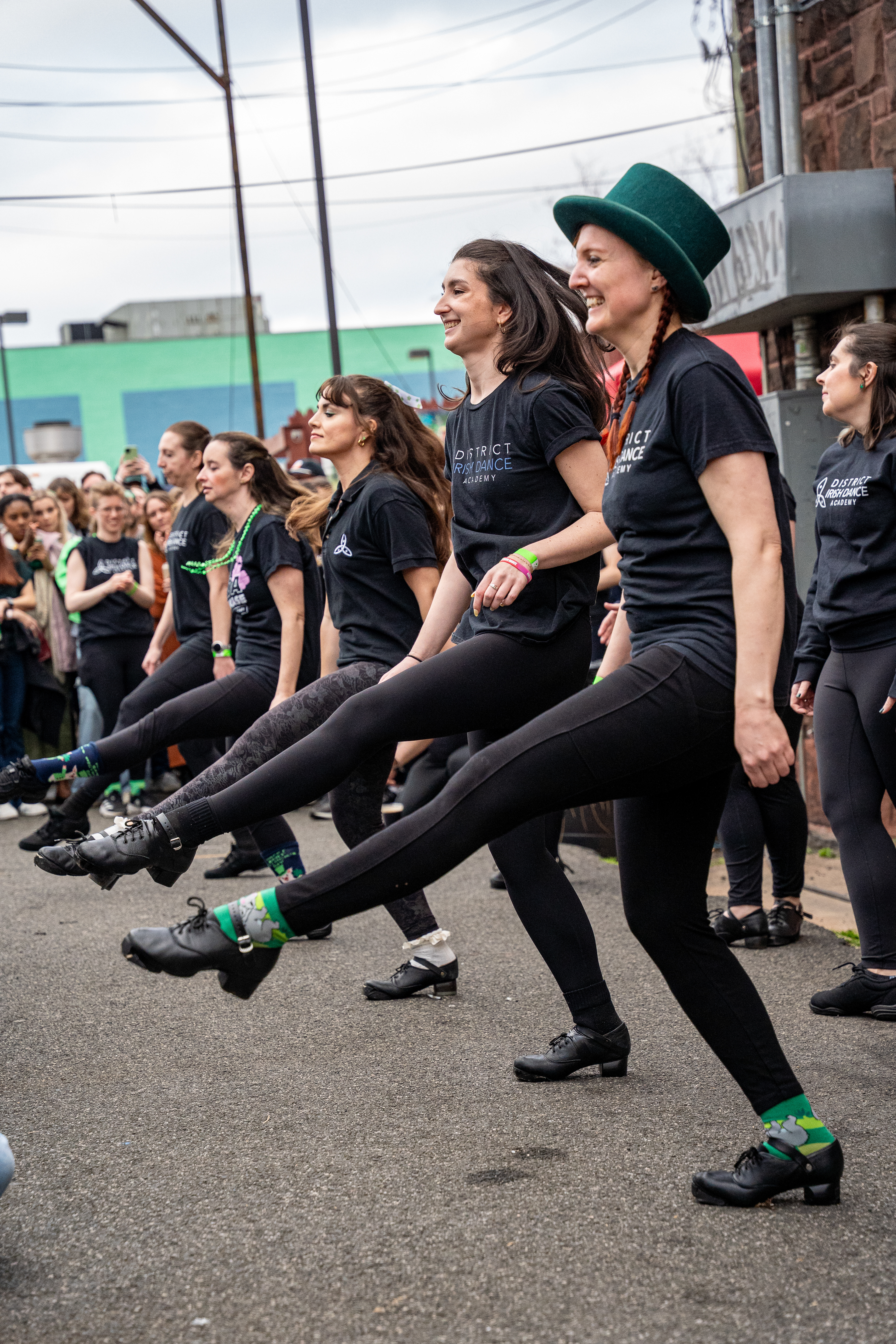 Pigs & Pipes - The Dew Drop Inn 2025