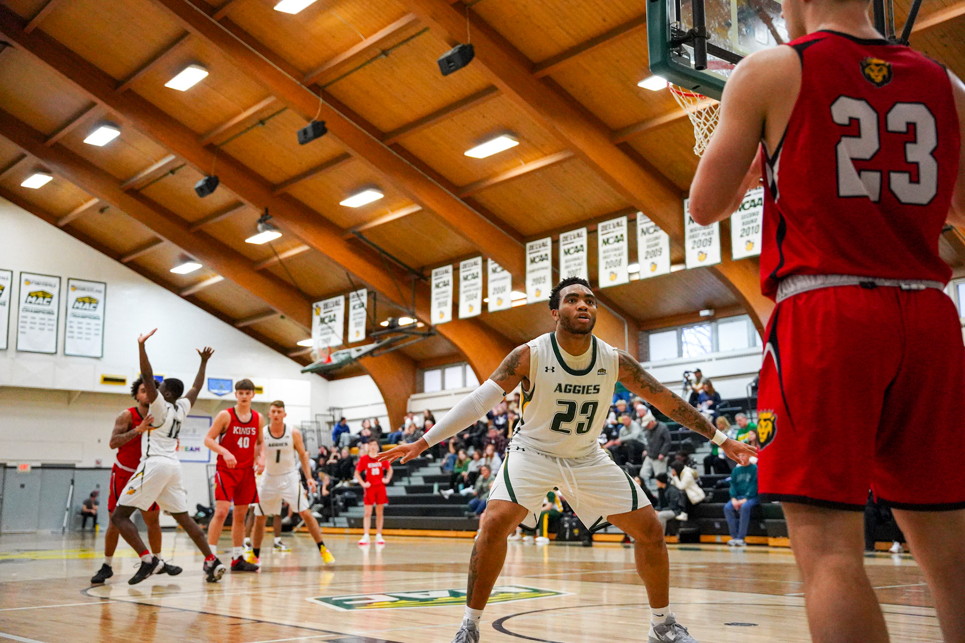 Del Val - Basketball