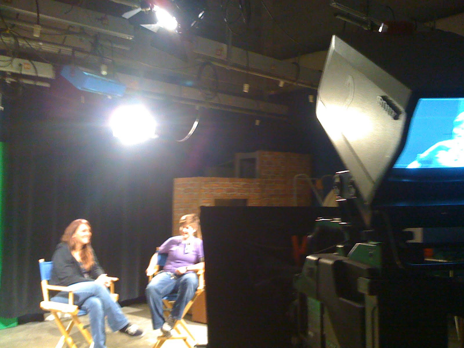My schooling predominantly taught me ENG with 3 point lighting.