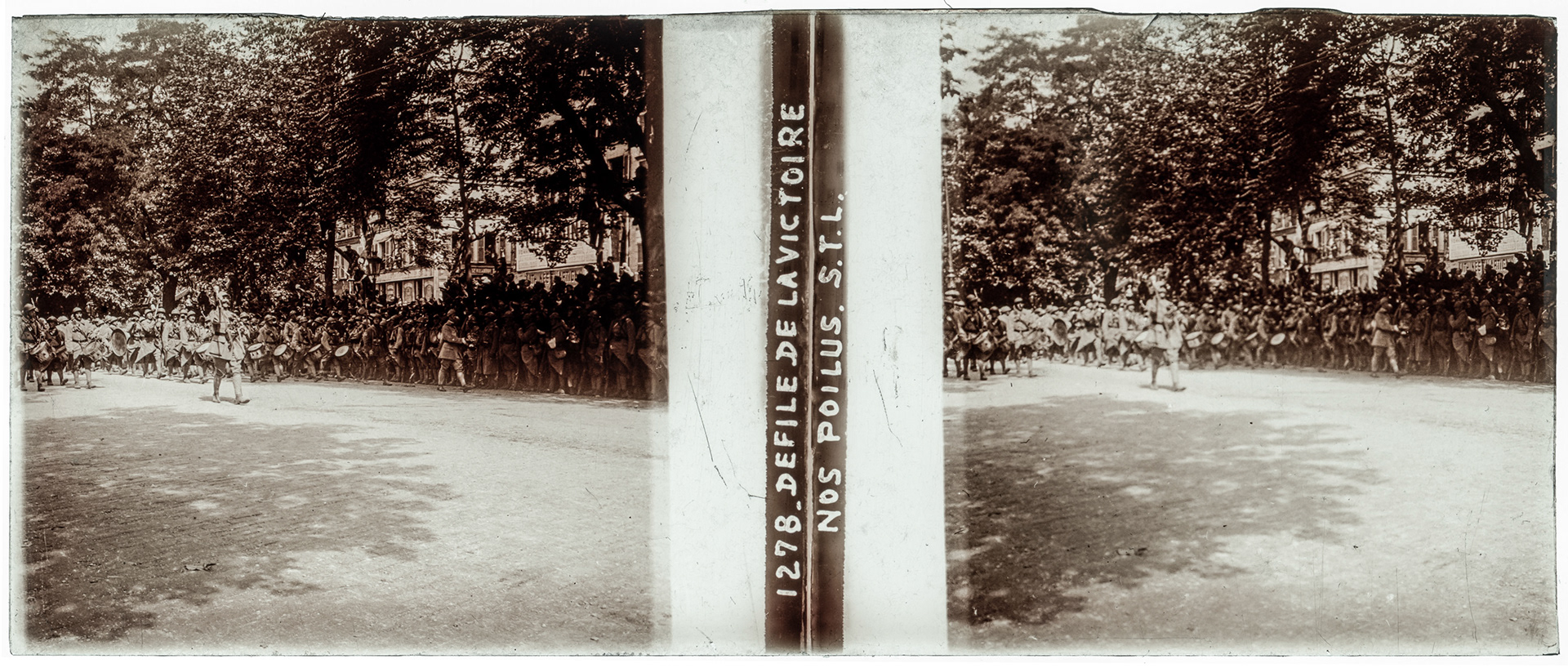 1304_ France-Paris Champs-Elysées - 14 juillet 1919 - "1278 Défilé de la victoire : nos poilus S.T.L"