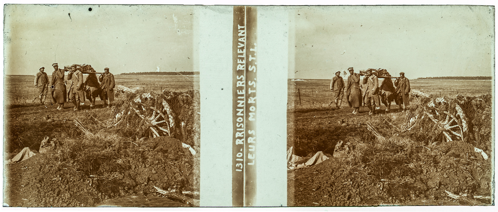 0316_ "1310 Prisonniers relevant leurs morts STL"