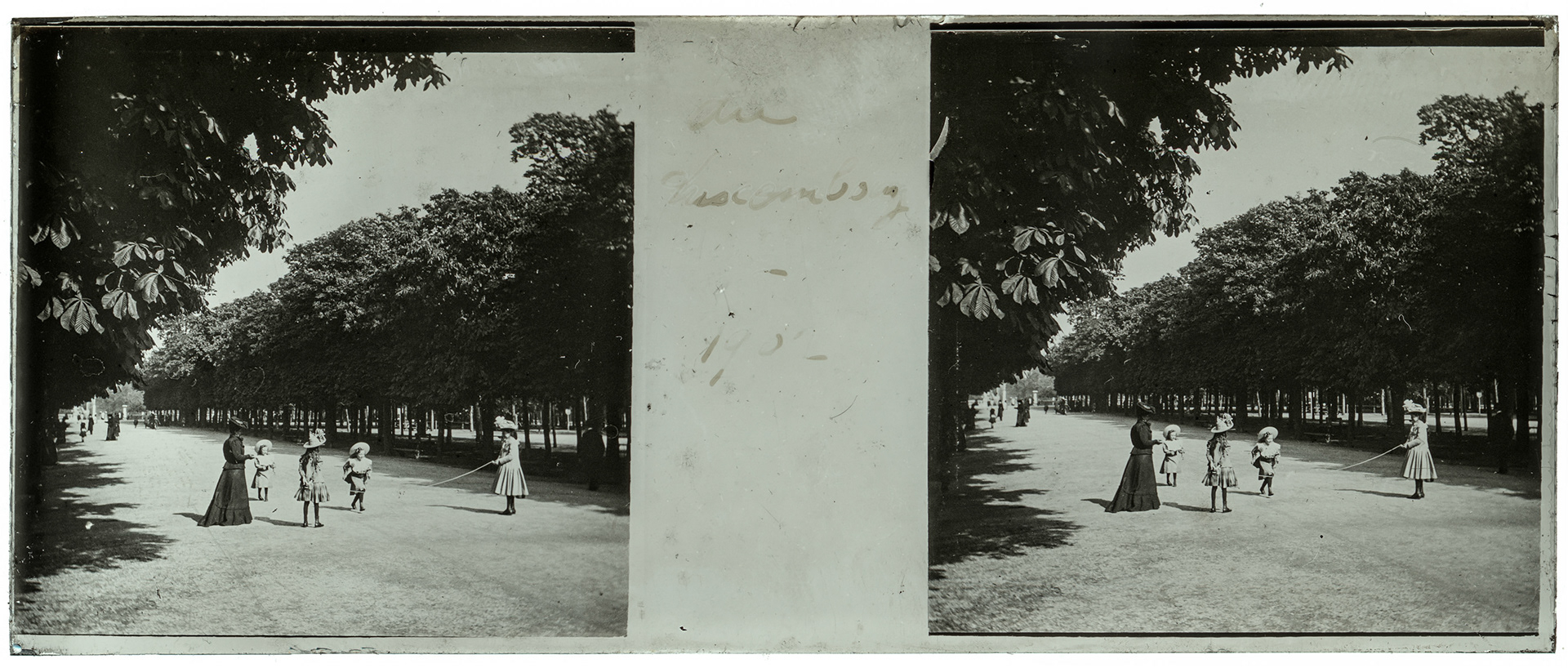 2172_ France-Paris jardin du Luxembourg - 1902 - "Au Luxembourg - 1902"