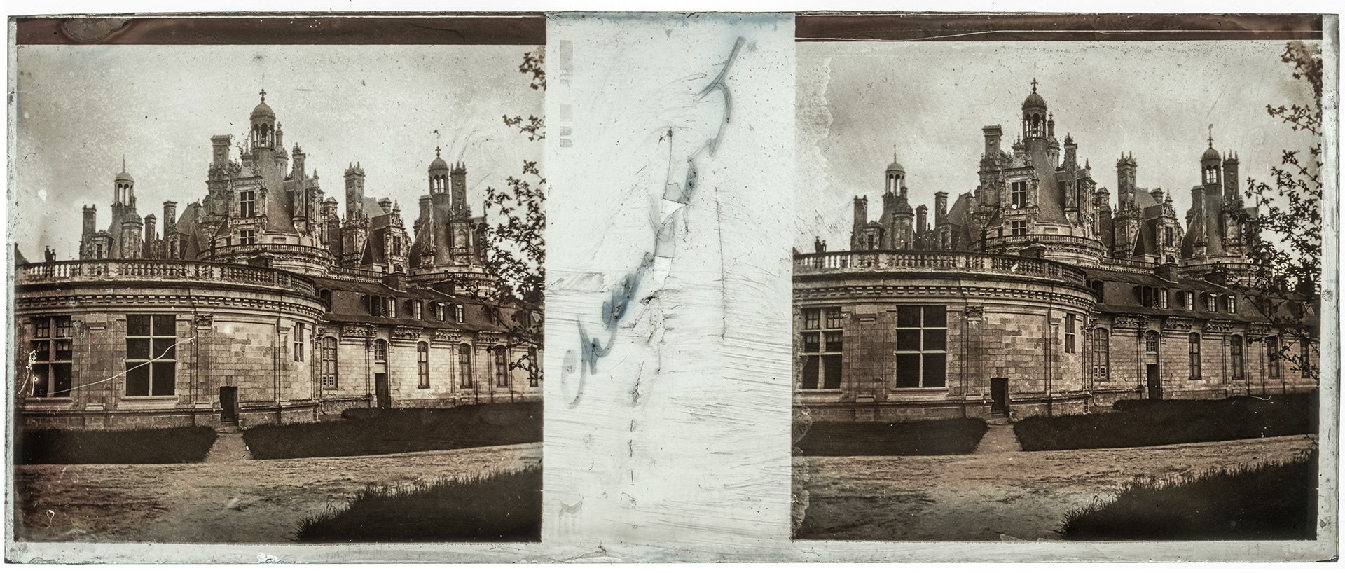 1705_ France-Chambord Chateau de Chambord - "Chambord"