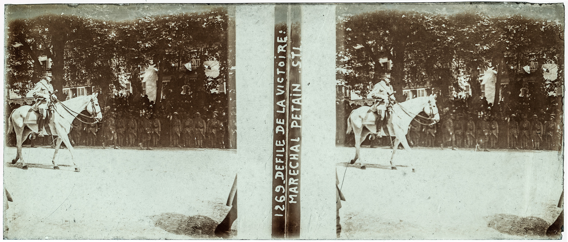 1508_ France-Paris avenue des Champs Elysées - 1919 - "1269 - Défilé de la Victoire : maréchal Pétain S.T.L."