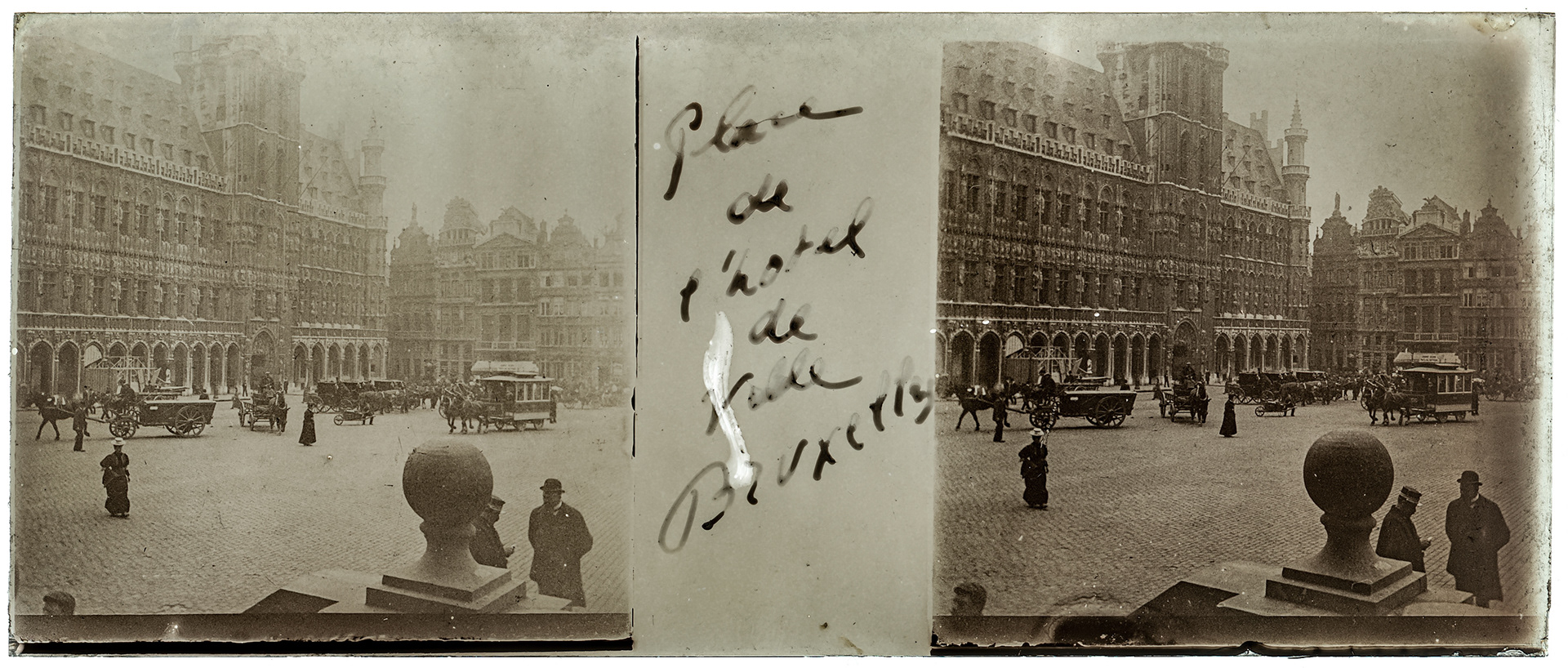 2124_ Belgique-Bruxelles Grand Place - "Place de l'Hotel de Ville - Bruxelles"