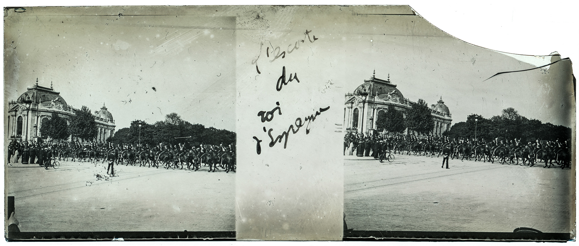 0445_ France-Paris Pont Alexandre III - 30 mai 1905 - "l'escorte du roi d'Espagne"