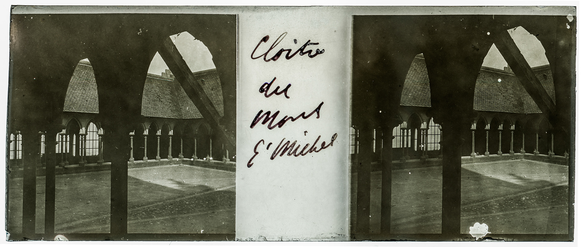 0086_ France-Mont Saint-Michel - "cloître du mont saint-michel"