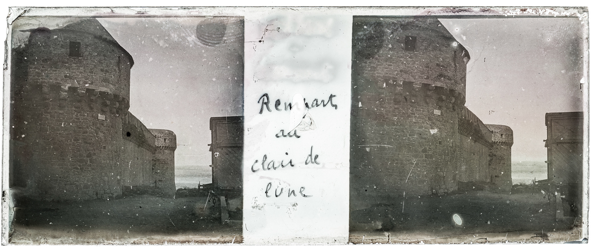 1692_ France-Mont Saint-Michel tour de l'Arcade - "Remparts au clair de lune"