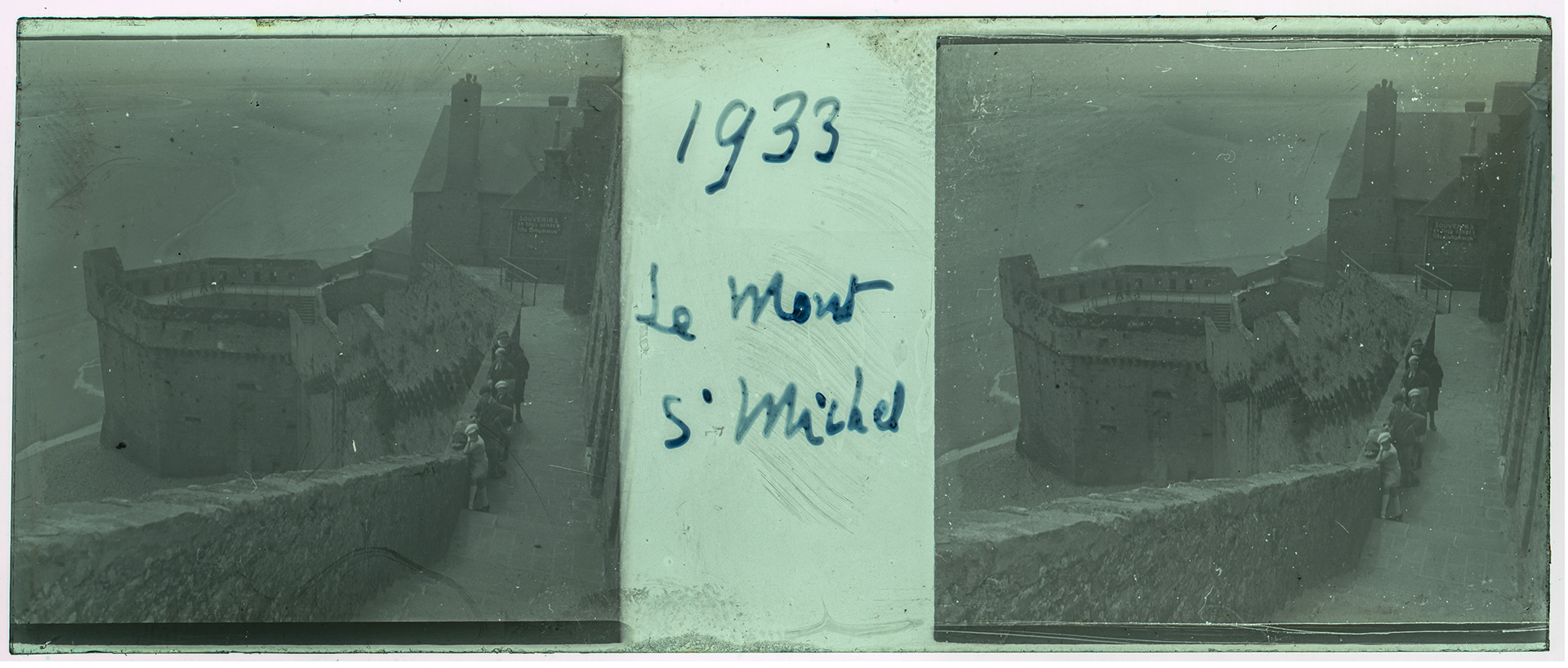 0737_ France-Mont Saint-Michel - 1933 - "1933 Le mont St Michel"