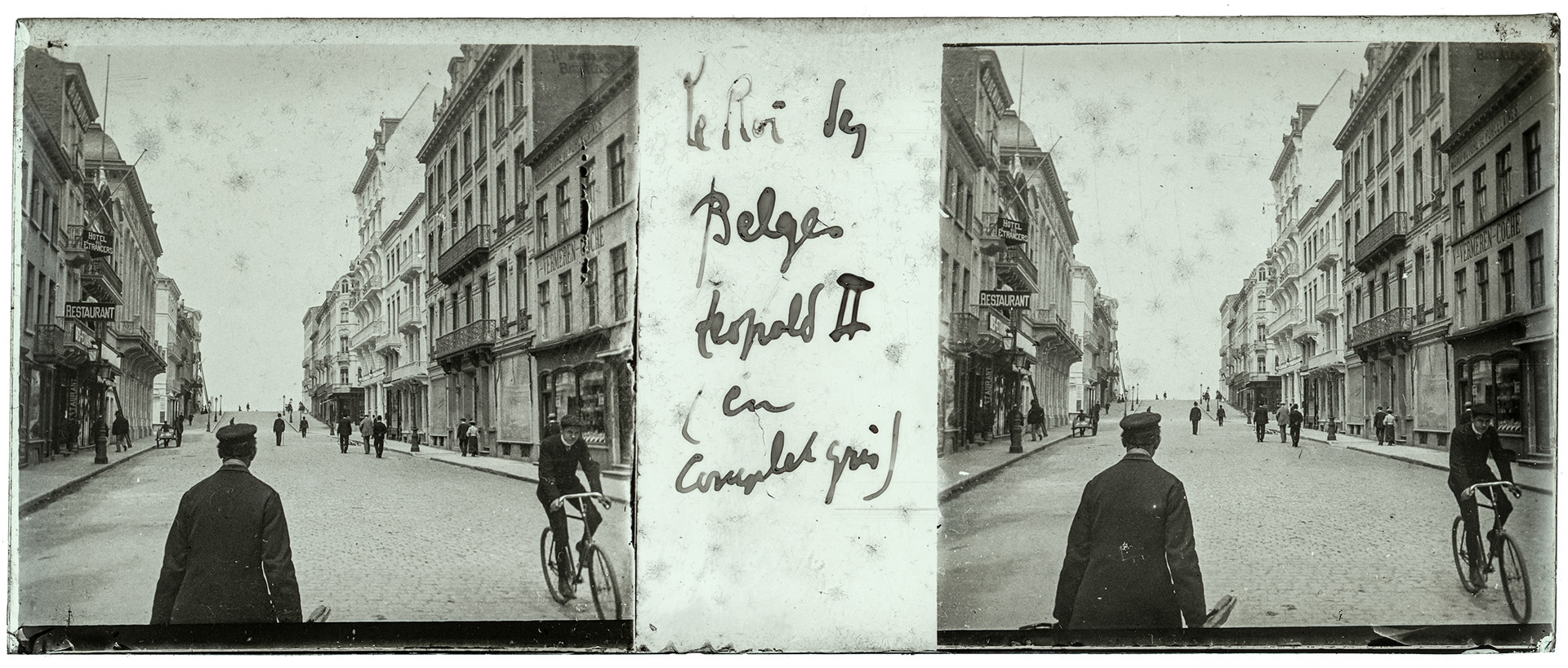 2194_ Belgique - "Le roi des Belges Léopold II (en complet gris)"