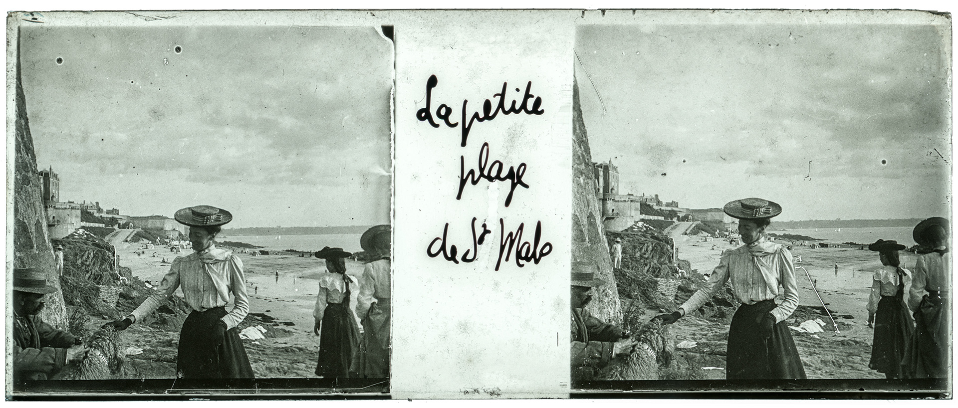 1215_ France-Saint-Malo - "La petite plage de St Malo"