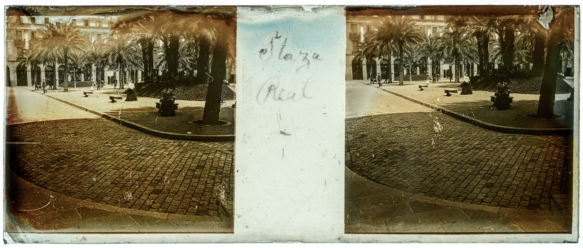 0870_ Espagne-Barcelone plaza Real - "Plaza Real"