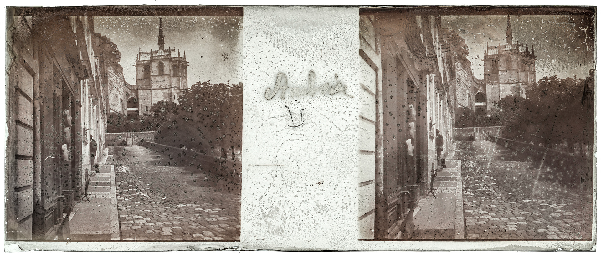 1703_ France-Amboise - "Amboise"