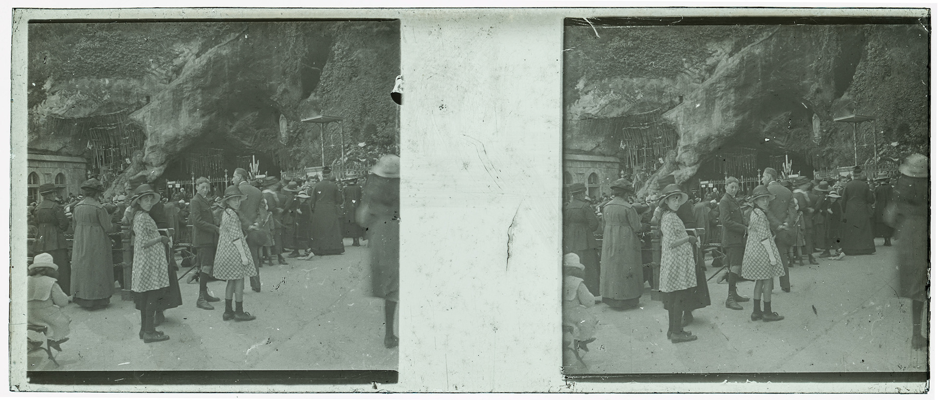 0172_ France-Lourdes Grotte de Lourdes