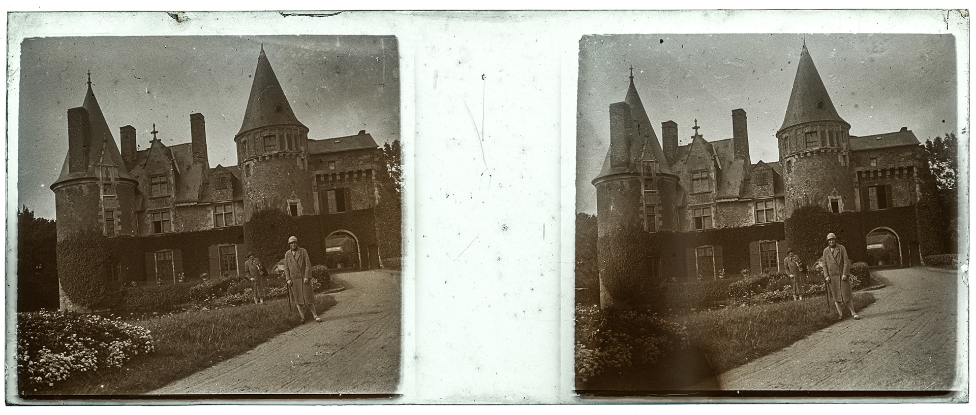 0440_ France-Lys-haut-Layon Chateau Coudray-Montbault