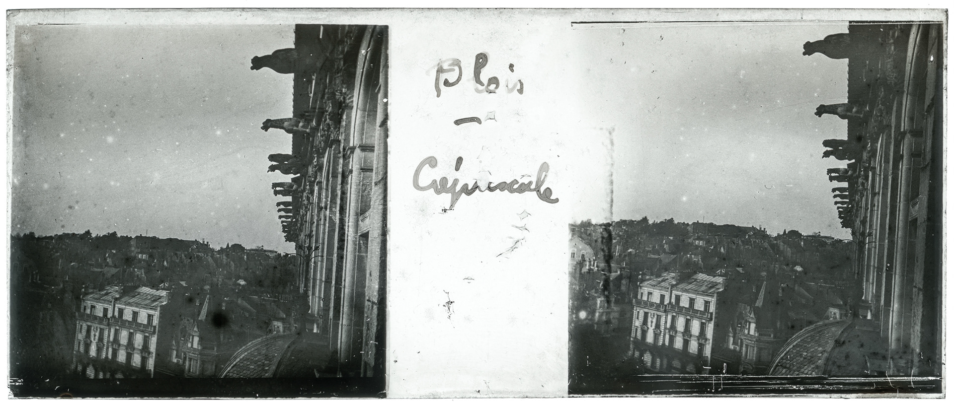 1557_ France-Blois Château de Blois - "Blois - Crépuscule"