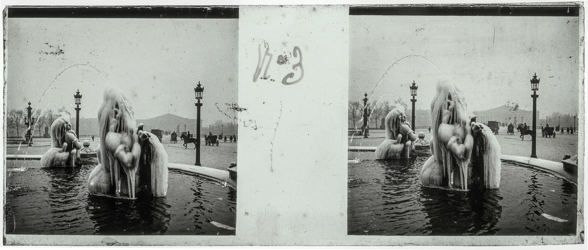 1932_ France-Paris place de la Concorde - 1917 - "N°3"
