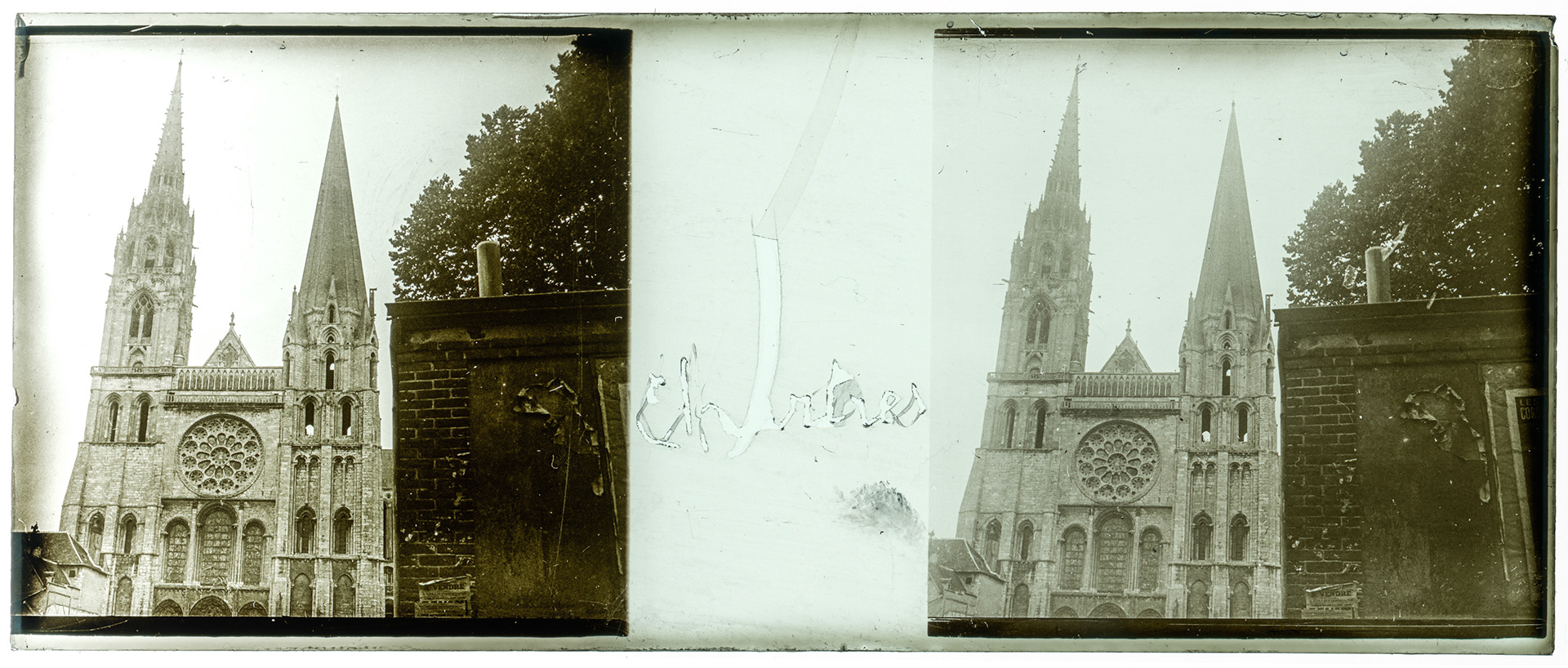 0629_ France-Chartres cathédrale - "Chartres"