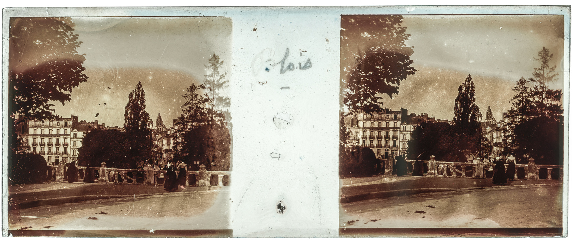 1556_ France-Blois - "Blois"