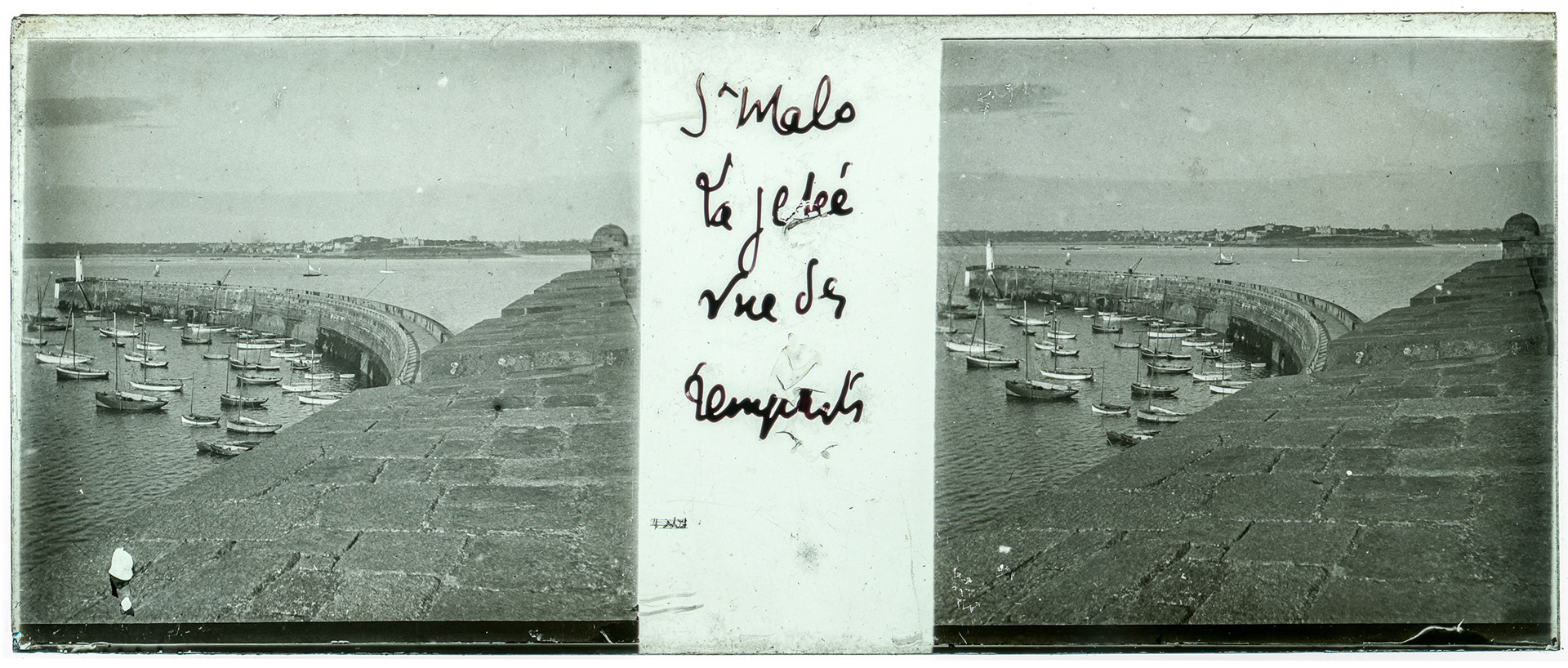 0938_ France-Saint-Malo - "St Malo La jelée vue des remparts"