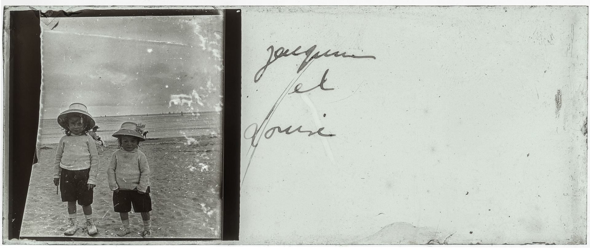 1812_ France-Le Pouliguen plage benoit - 1910 - "Jacqueline et Louise"