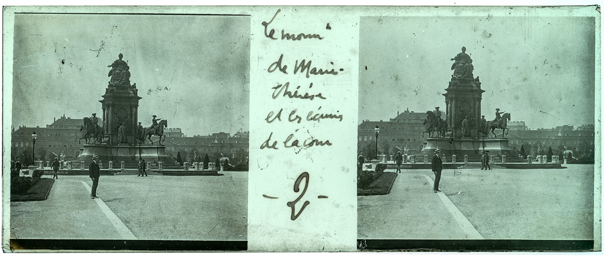 1520_ Autriche-Vienne Maria-Theresien-Platz - 1902 - "Le monument de marie-thérèse et les écuries de la cour - 2"