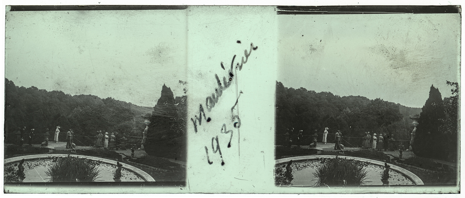 2001_ France-Maulevrier jardin japonais de Maulevrier - 1935 - "Mualévrier 1935"