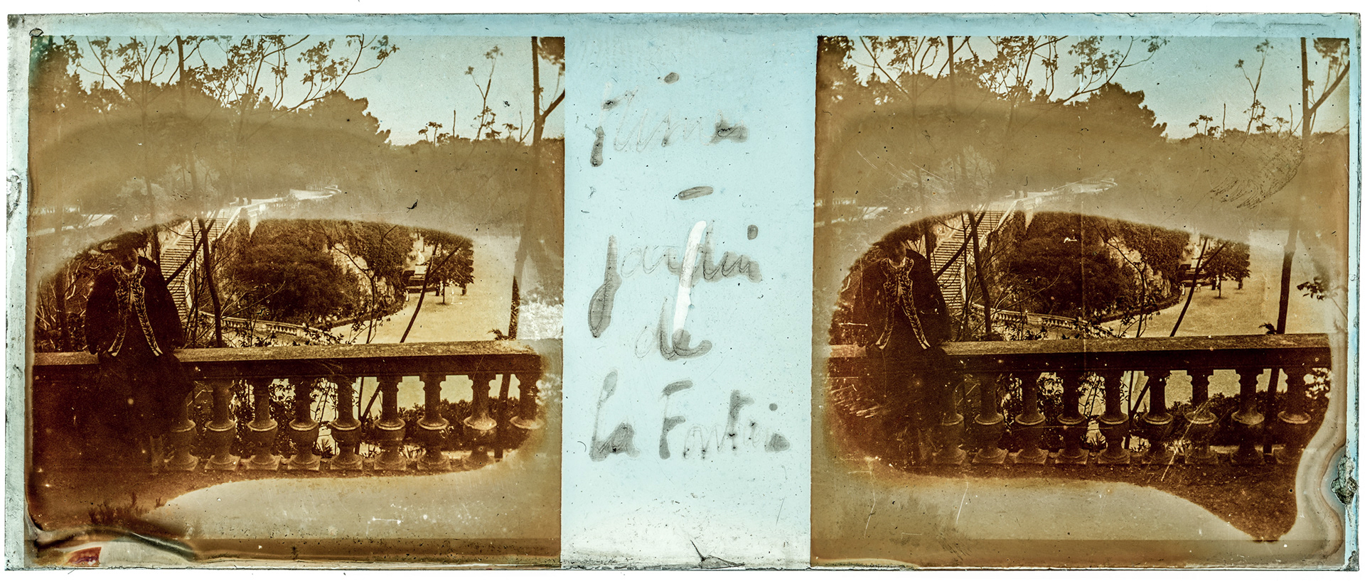 1019_ France-Nimes jardin de la Fontaine - "Nimes - Jardin de la Fontaine"