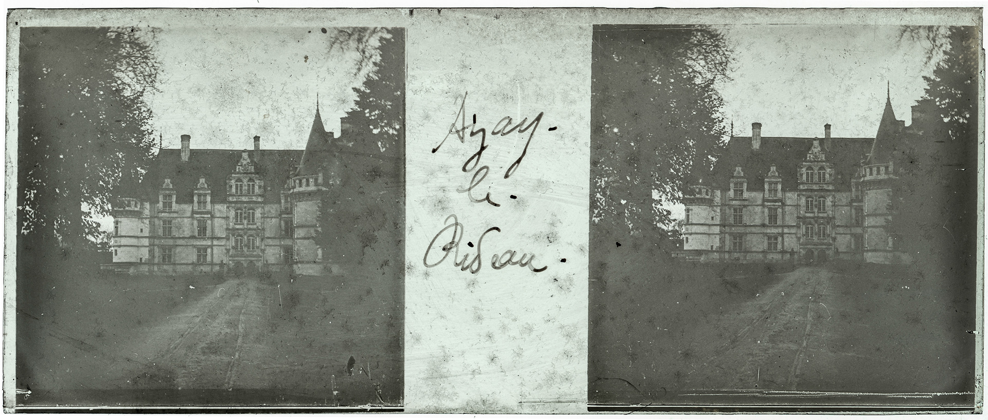 1696_ France-Azay-le-Rideau chateau de Azay-de-Rideau - "Azay-le-Rideau"