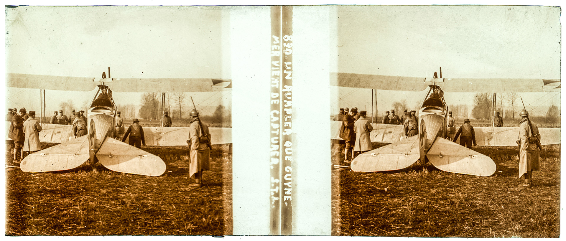 0555_ "830 Un rumpler que Guynemer vient de capturer STL"