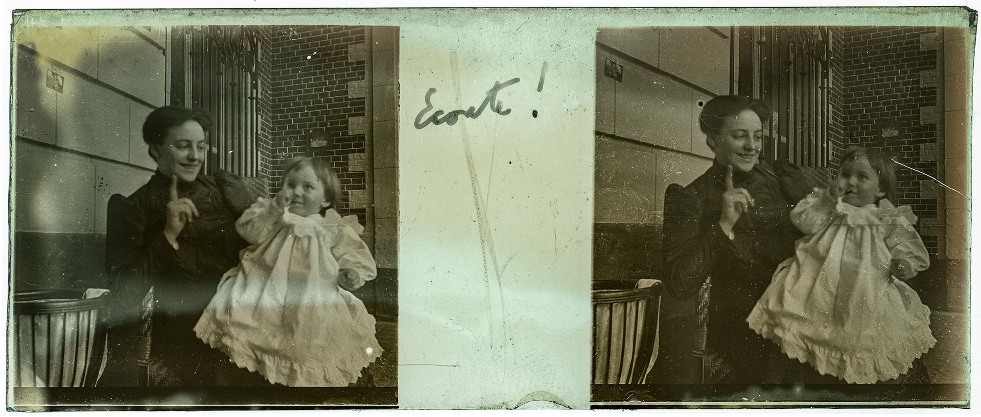 0676_ France-Lille-Esquermes - "Ecoute !"