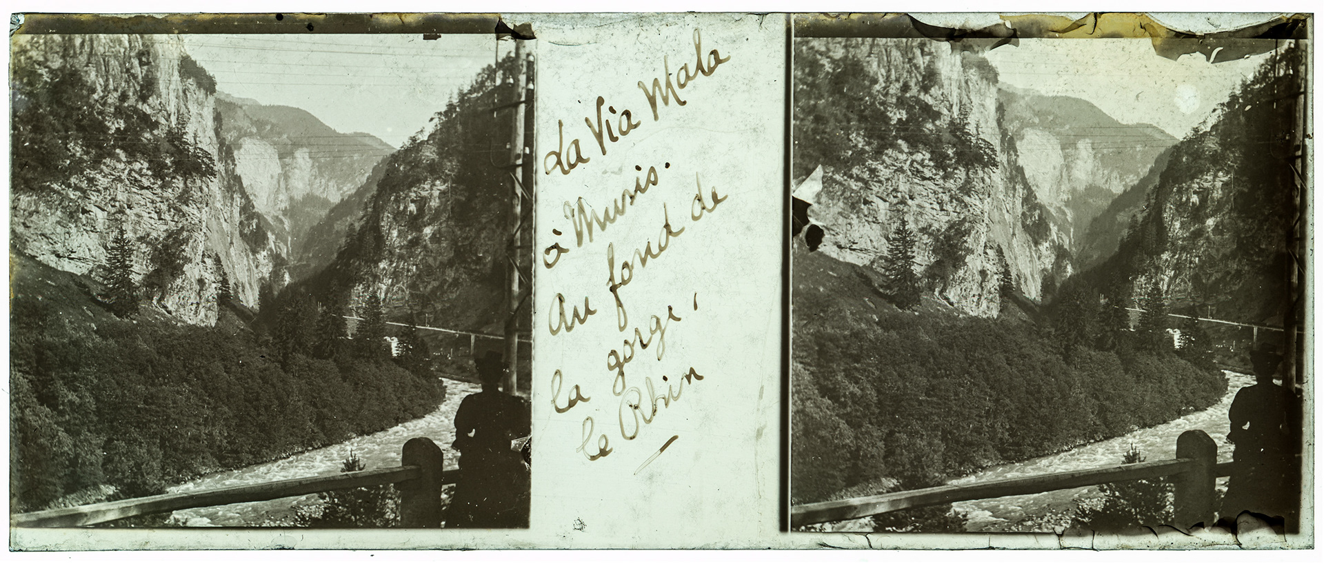 0204_ Suisse-Grisons-Thusis Via mala - "La Via mala à Thusis au fond de la gorge, le Rhin"