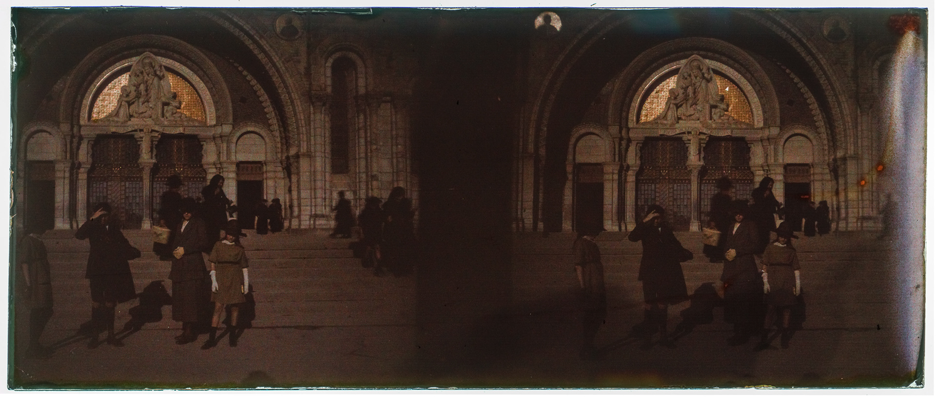 0701_ France-Lourdes Notres-Dame de Lourdes