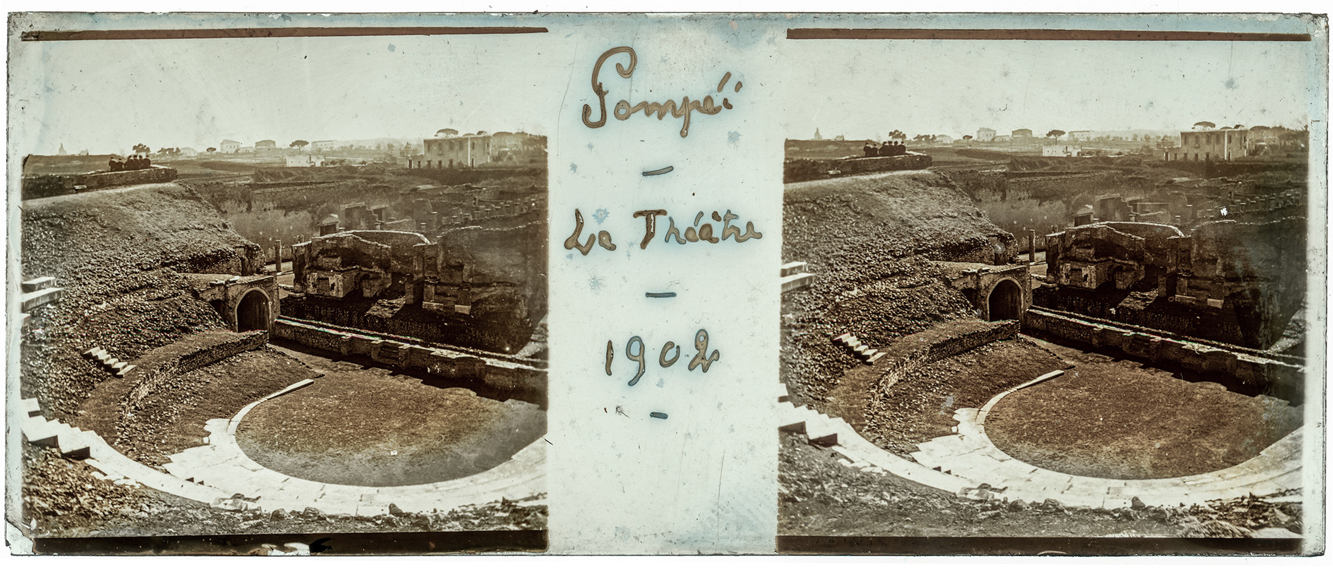 2042_ Italie-Pompéi - 1902 - "Pompéi - Le théatre - 1902"