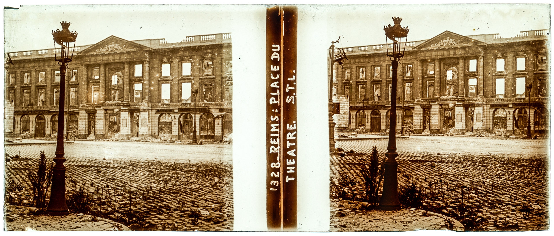 0305_ France-Reims - "1328 Reims : Place du théatre STL"