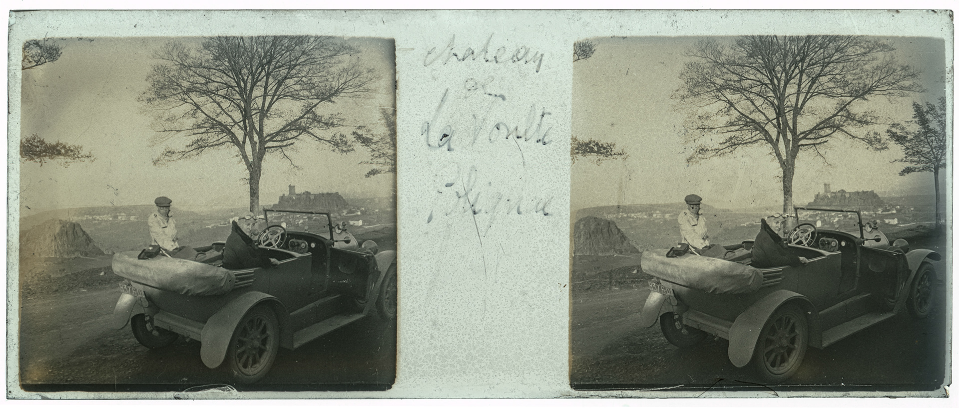 0207_ France-Polignac Forteresse Polignac - "Chateau de la Voulte Polignac"